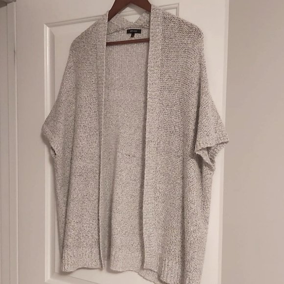 RW&CO Knit Short Sleeve Cardigan - Picture 1 of 3